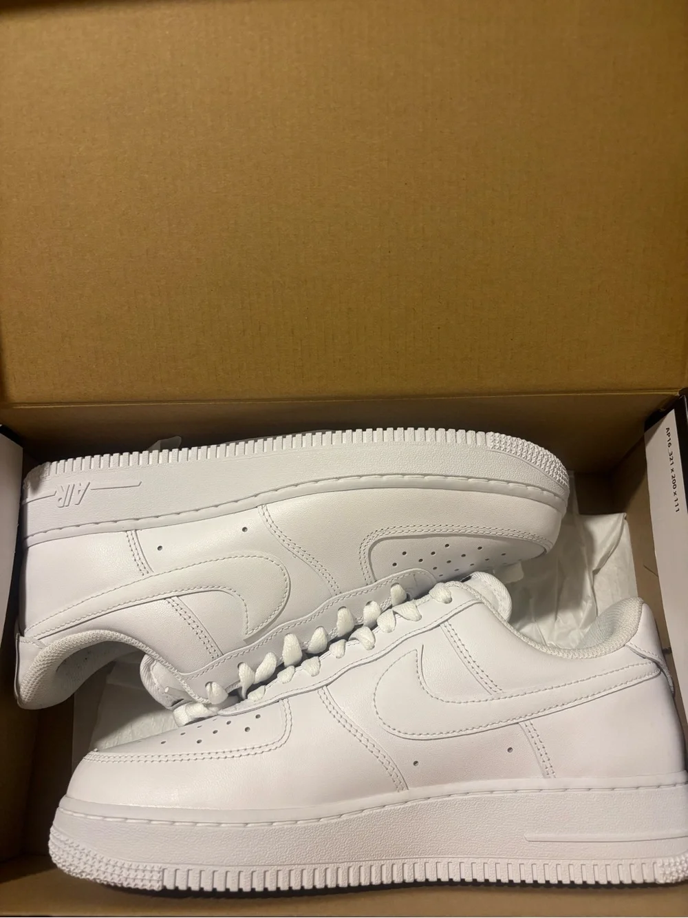 Nike White Low-Top women’s size 9 Men's size 7.5 Air Force 1